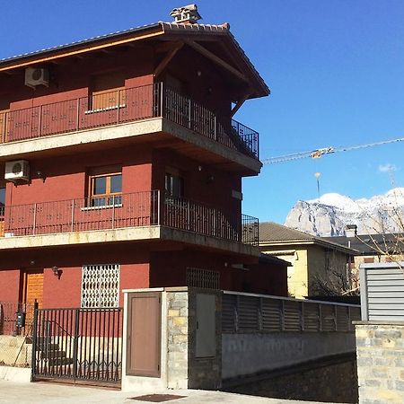 Apartamento Avenida Aínsa Exterior foto
